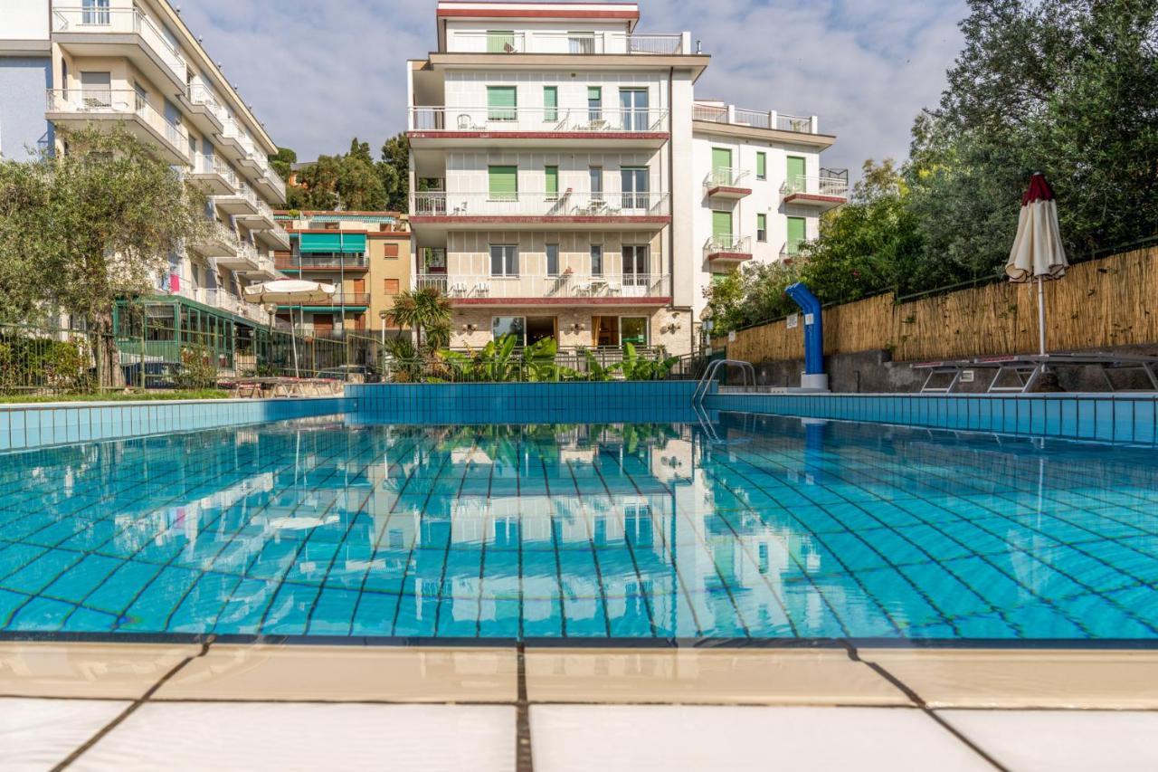Hotel Residence Garden 阿拉西奥 外观 照片